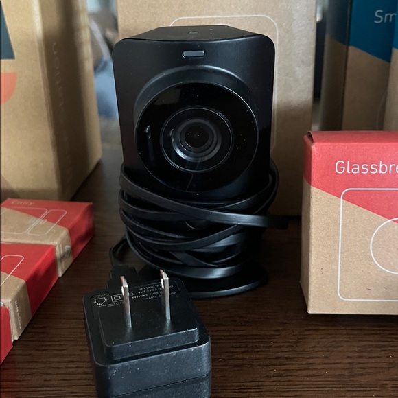 SimpliSafe Security System - Picture 7 of 10